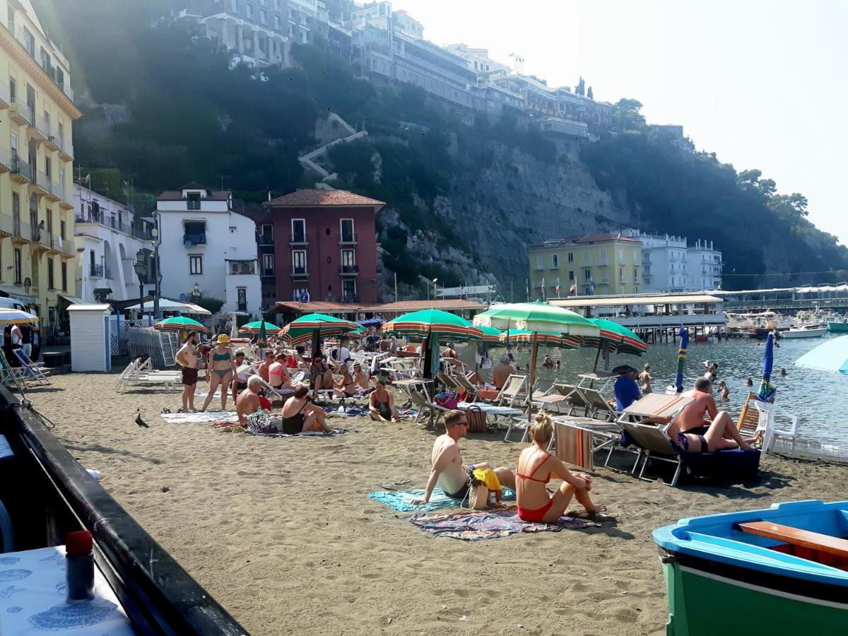 Apartmán Sea View Casa Anna Sorrento Exteriér fotografie