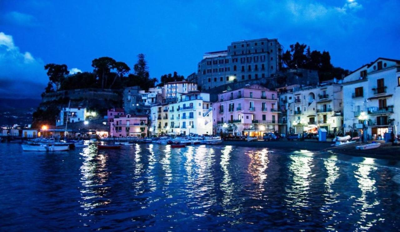 Apartmán Sea View Casa Anna Sorrento Exteriér fotografie