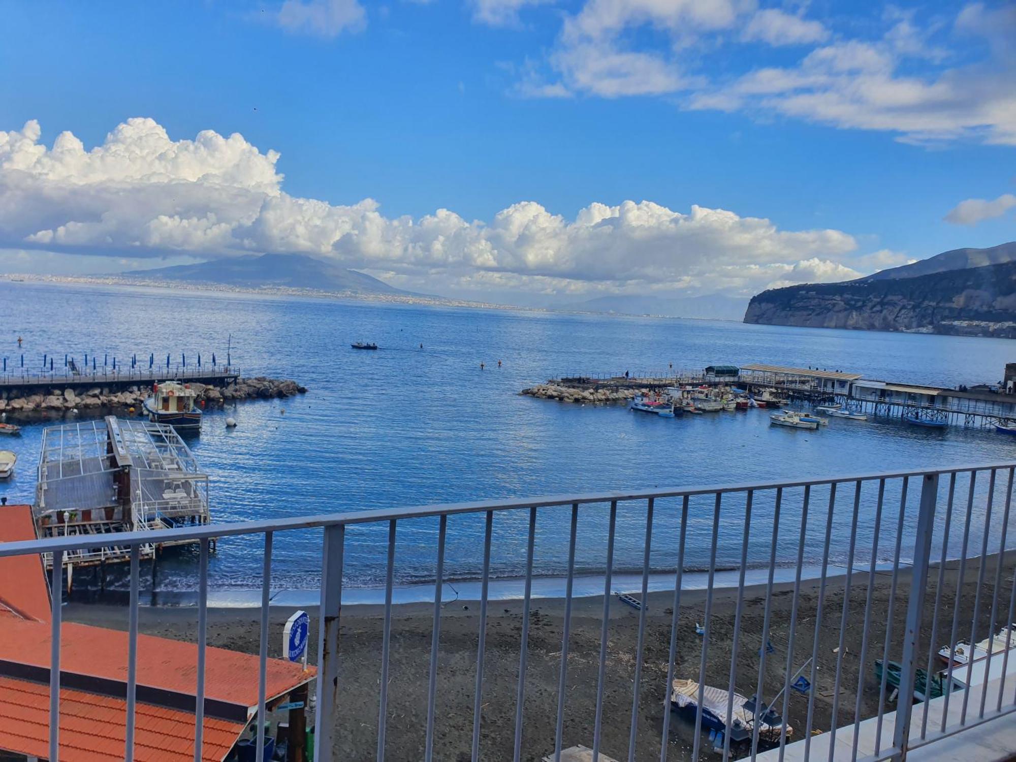 Apartmán Sea View Casa Anna Sorrento Exteriér fotografie