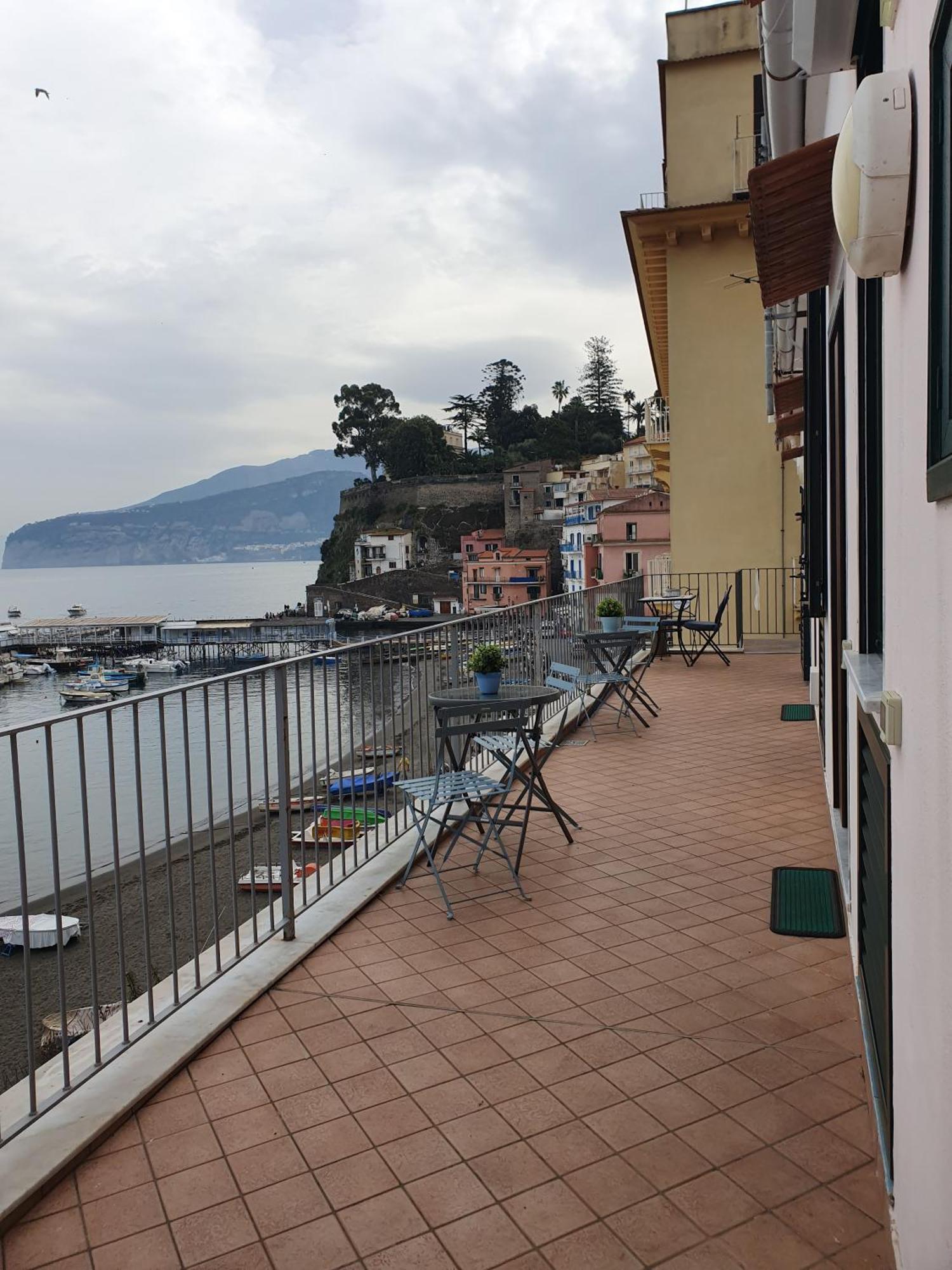 Apartmán Sea View Casa Anna Sorrento Exteriér fotografie